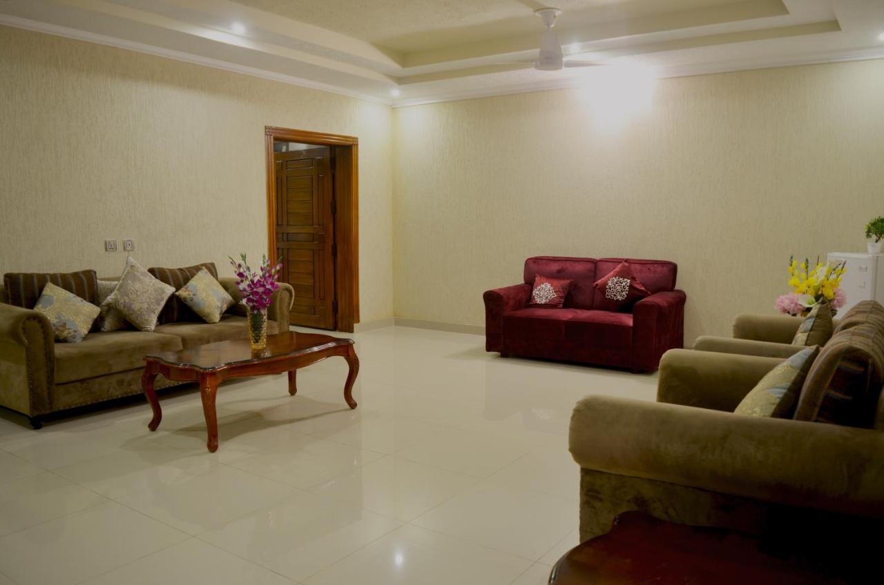 Holiday Grand Resort Bhurban Murree Εξωτερικό φωτογραφία