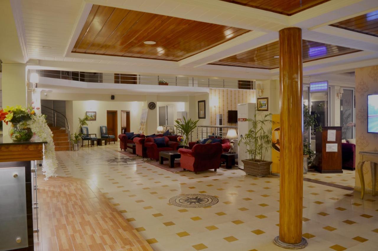 Holiday Grand Resort Bhurban Murree Εξωτερικό φωτογραφία